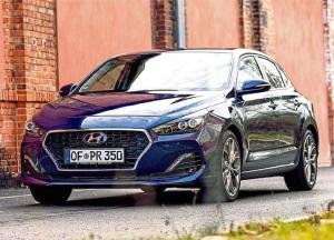 Golf osztály extra csomagtérrel: leteszteltük a Hyundai i30 fastbacket