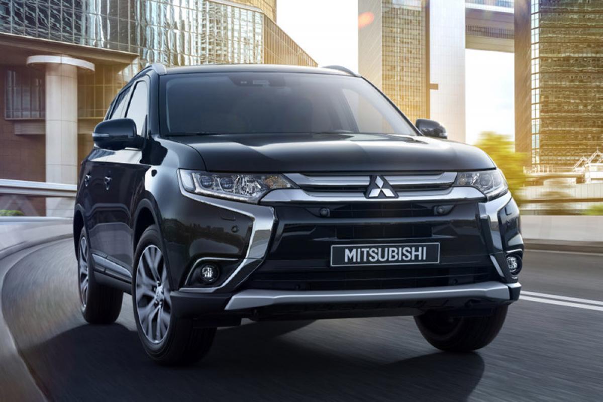 A három motoros SUV: leteszteltük a Mitsubishi Outlander PHEV-t